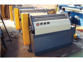 W11-系列机械三辊非对称式卷板机